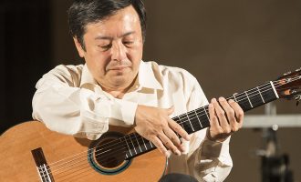 Kazuhito Yamashita