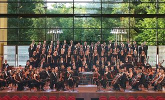 Orchestra e coro del Teatro Regio di Parma – Rafael Frühbeck De Burgos