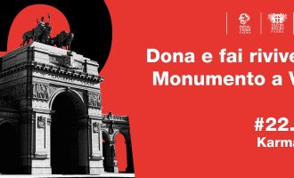 #22.2.22 Video mapping per il Monumento a Verdi