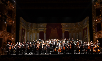 Filarmonica Arturo Toscanini  Coro del Teatro Regio di Parma